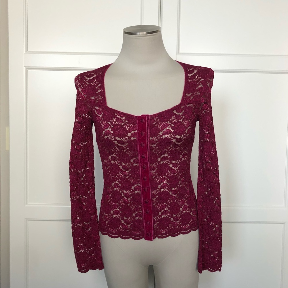Moda International lace top/cardigan size S